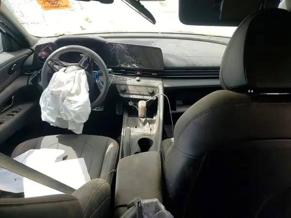 KMHLR4AF4PU568411 2023 HYUNDAI ELANTRA - Image 8