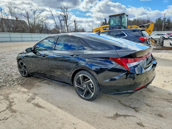 KMHLR4AF4PU681422 2023 HYUNDAI ELANTRA - Image 2