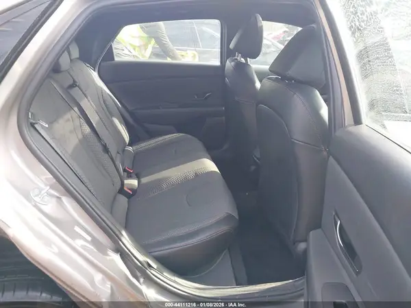 KMHLR4AF5NU245224 2022 HYUNDAI ELANTRA - Image 8