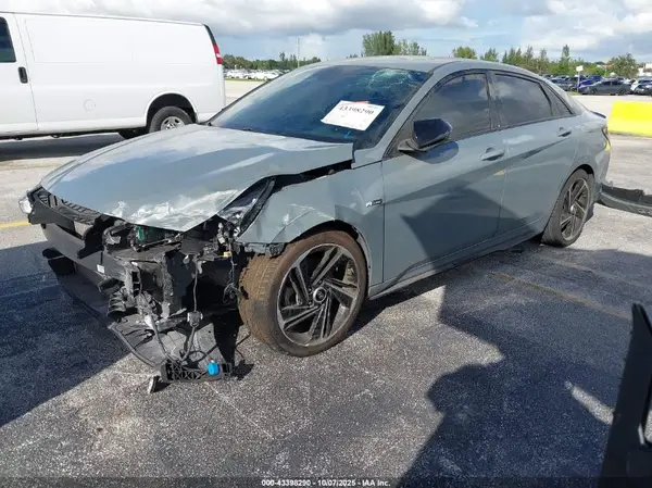 KMHLR4AF5NU247023 2022 HYUNDAI ELANTRA - Image 2