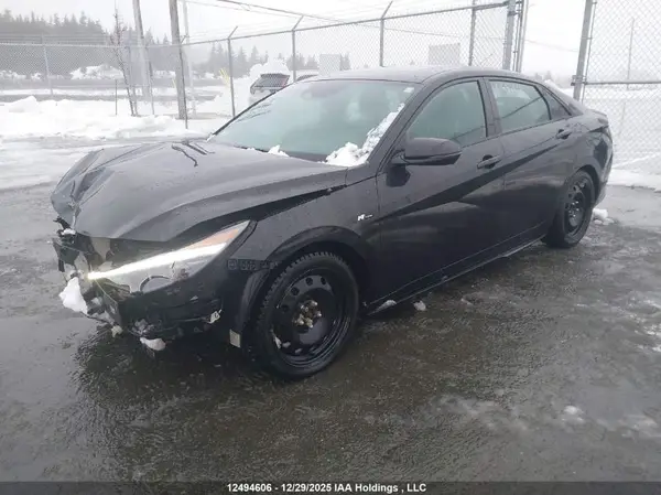 KMHLR4AF5PU623254 2023 HYUNDAI ELANTRA - Image 2