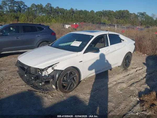 KMHLR4AF7MU165082 2021 HYUNDAI ELANTRA - Image 2