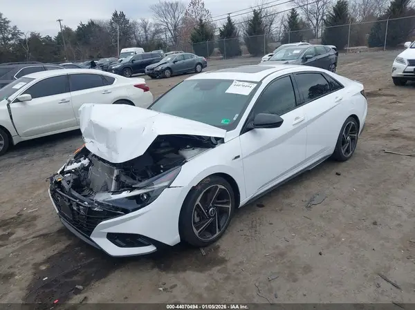 KMHLR4AF7NU370273 2022 HYUNDAI ELANTRA - Image 2
