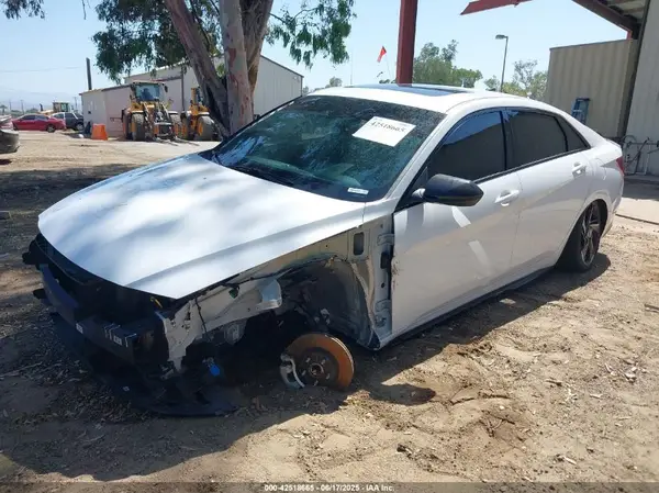 KMHLR4AF7PU476807 2023 HYUNDAI ELANTRA - Image 2