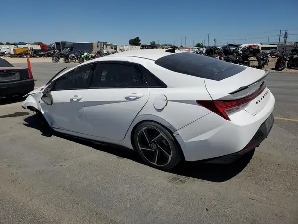 KMHLR4AF7PU535550 2023 HYUNDAI ELANTRA - Image 2