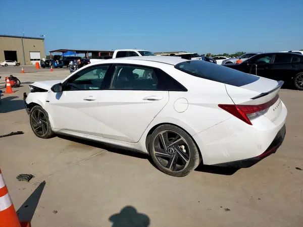 KMHLR4AF7PU557323 2023 HYUNDAI ELANTRA - Image 2