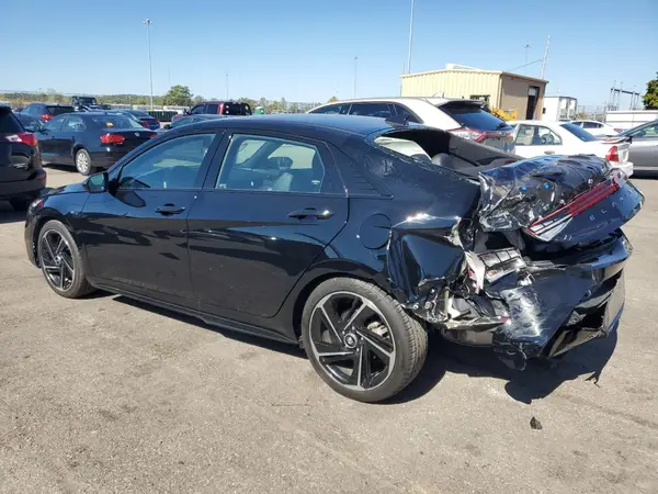 KMHLR4AF8PU398165 2023 HYUNDAI ELANTRA - Image 2