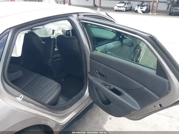 KMHLR4AF8PU609610 2023 HYUNDAI ELANTRA - Image 8