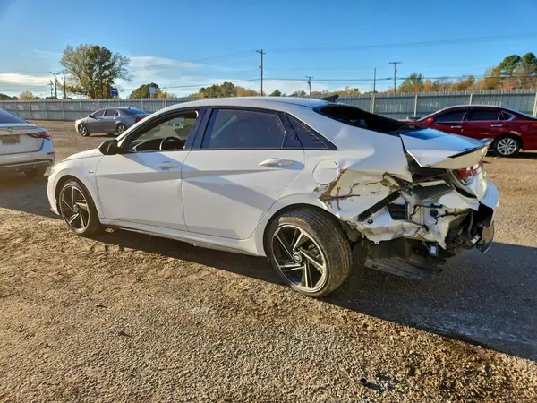KMHLR4AF9PU605727 2023 HYUNDAI ELANTRA - Image 2