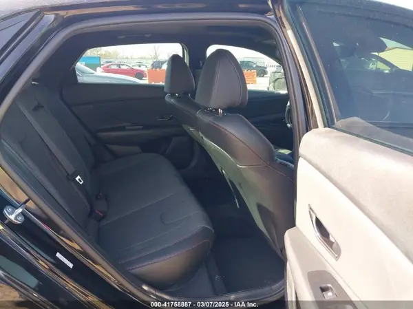 KMHLR4AF9PU609633 2023 HYUNDAI ELANTRA - Image 8