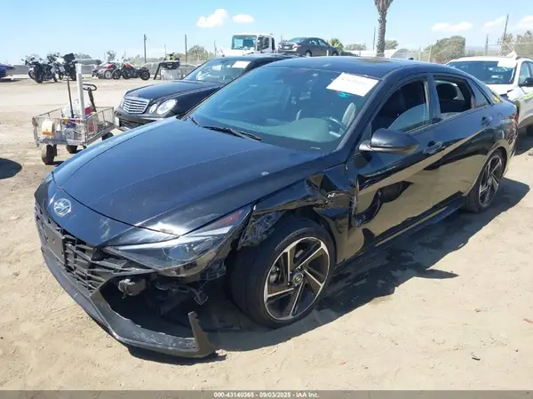 KMHLR4AFXPU429352 2023 HYUNDAI ELANTRA - Image 2