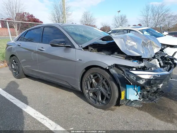 KMHLR4DF0RU775358 2024 HYUNDAI ELANTRA - Image 1