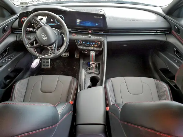 KMHLR4DF0RU812439 2024 HYUNDAI ELANTRA - Image 8