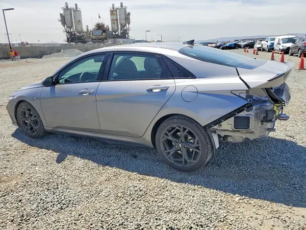 KMHLR4DF0SU996142 2025 HYUNDAI ELANTRA - Image 2
