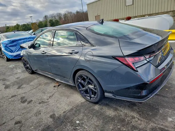 KMHLR4DF1RU726105 2024 HYUNDAI ELANTRA - Image 2