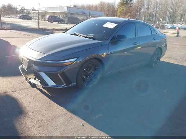 KMHLR4DF1RU744586 2024 HYUNDAI ELANTRA - Image 2