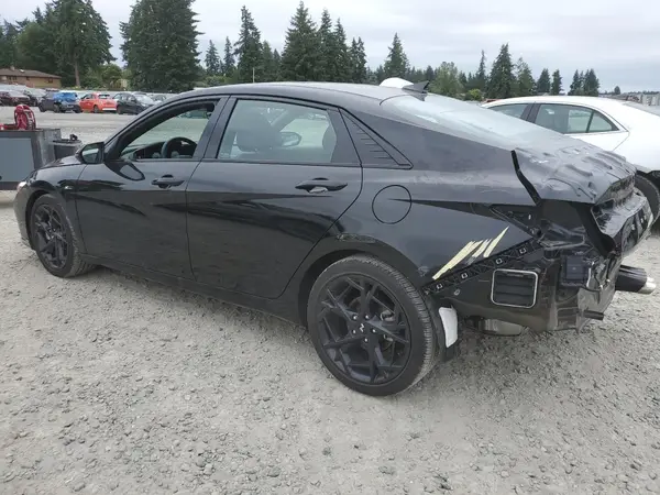 KMHLR4DF1RU748265 2024 HYUNDAI ELANTRA - Image 2