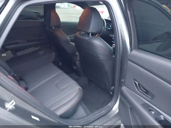 KMHLR4DF1RU811154 2024 HYUNDAI ELANTRA - Image 8