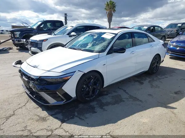 KMHLR4DF1SU906870 2025 HYUNDAI ELANTRA - Image 2