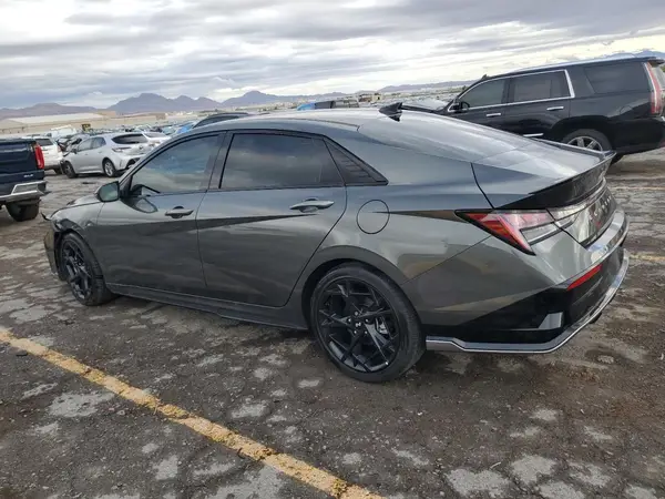 KMHLR4DF2RU812300 2024 HYUNDAI ELANTRA - Image 2
