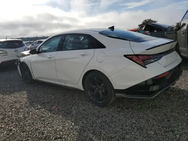 KMHLR4DF2SU948934 2025 HYUNDAI ELANTRA - Image 2