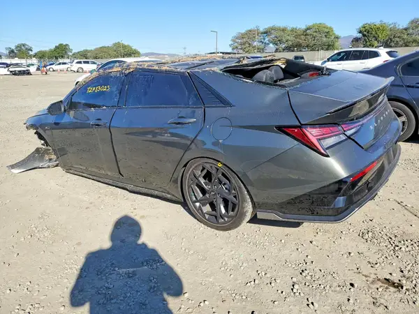KMHLR4DF3RU766329 2024 HYUNDAI ELANTRA - Image 2