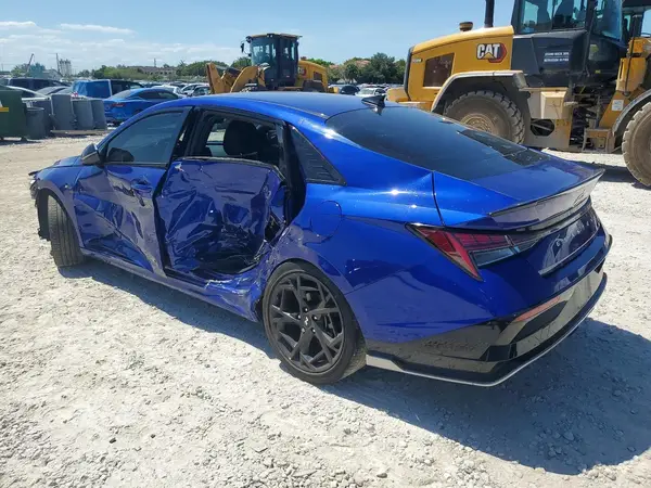 KMHLR4DF3RU772647 2024 HYUNDAI ELANTRA - Image 2