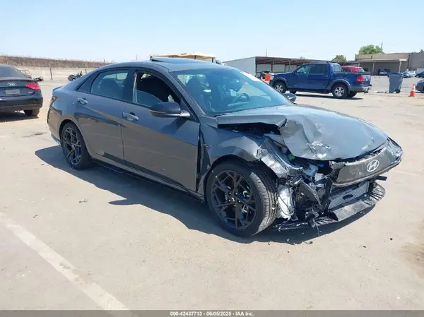 KMHLR4DF3SU925260 2025 HYUNDAI ELANTRA - Image 1