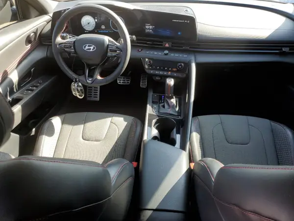 KMHLR4DF4RU711811 2024 HYUNDAI ELANTRA - Image 8