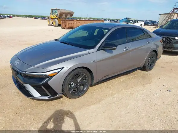 KMHLR4DF4RU822245 2024 HYUNDAI ELANTRA - Image 2
