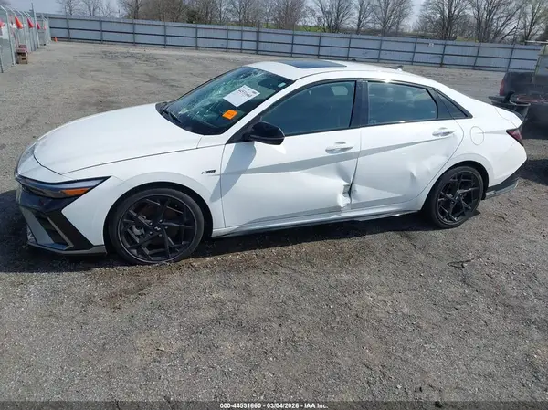 KMHLR4DF4RU822973 2024 HYUNDAI ELANTRA - Image 2
