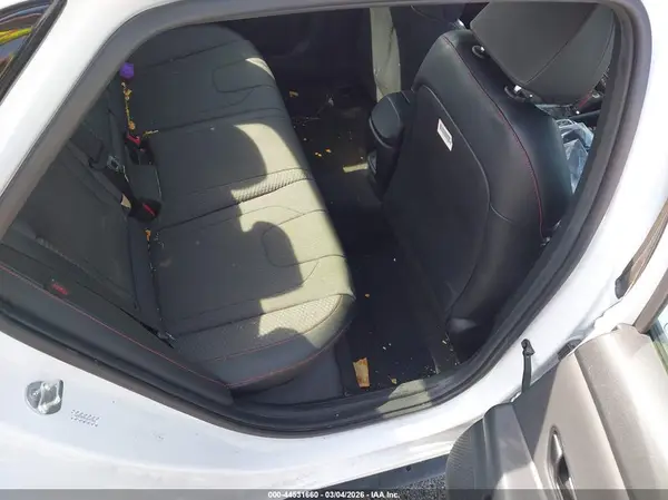 KMHLR4DF4RU822973 2024 HYUNDAI ELANTRA - Image 8