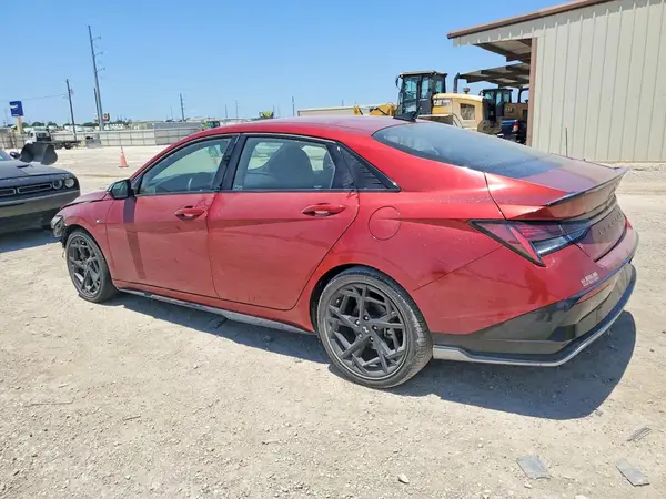 KMHLR4DF5RU744719 2024 HYUNDAI ELANTRA - Image 2