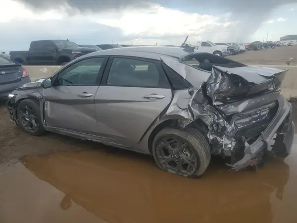 KMHLR4DF5RU767627 2024 HYUNDAI ELANTRA - Image 2