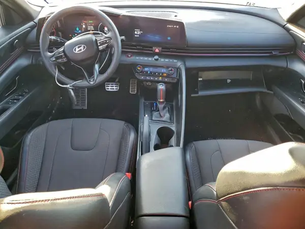 KMHLR4DF5RU779485 2024 HYUNDAI ELANTRA - Image 8