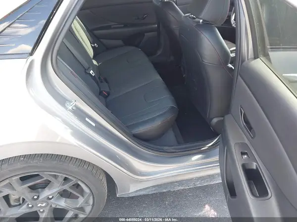KMHLR4DF5RU810315 2024 HYUNDAI ELANTRA - Image 8