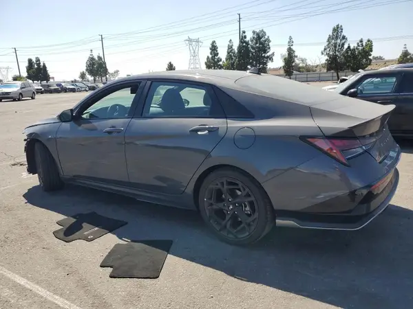 KMHLR4DF5RU811075 2024 HYUNDAI ELANTRA - Image 2