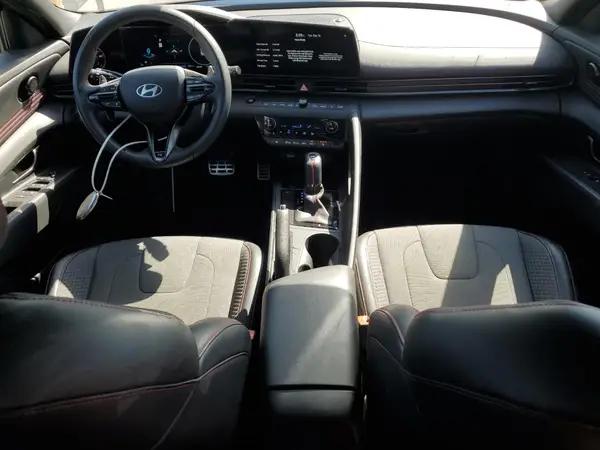 KMHLR4DF5RU811075 2024 HYUNDAI ELANTRA - Image 8