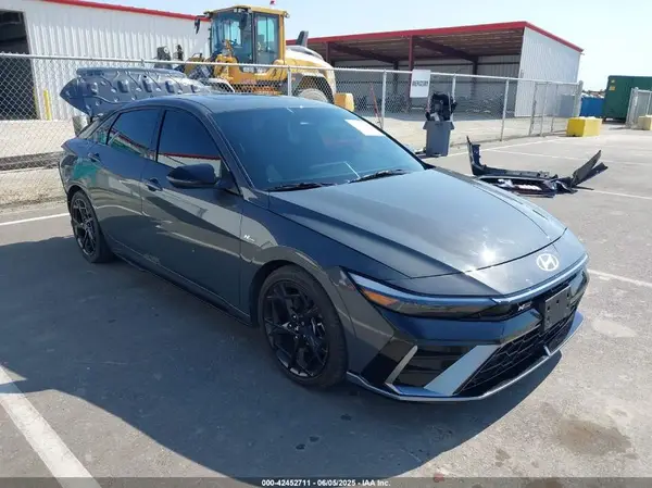 KMHLR4DF6RU725970 2024 HYUNDAI ELANTRA - Image 1