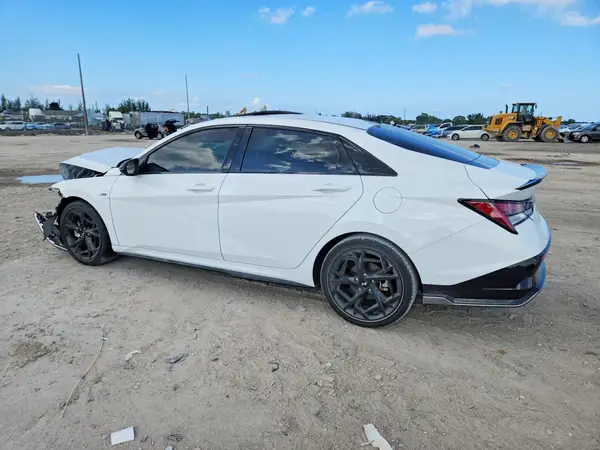 KMHLR4DF6RU808959 2024 HYUNDAI ELANTRA - Image 2