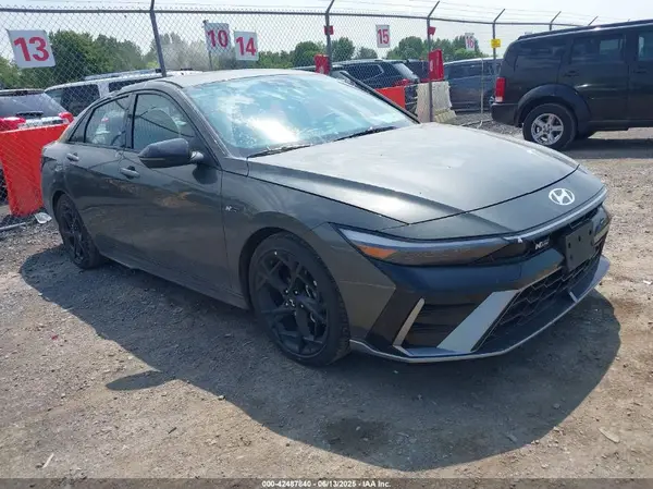 KMHLR4DF6RU814163 2024 HYUNDAI ELANTRA - Image 1
