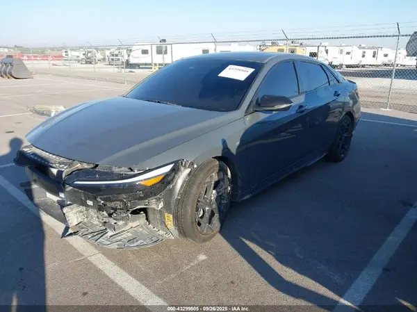 KMHLR4DF6RU816477 2024 HYUNDAI ELANTRA - Image 2