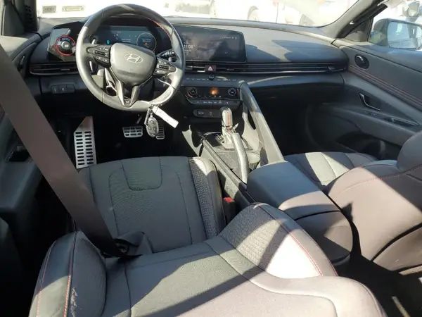 KMHLR4DF6SU863255 2025 HYUNDAI ELANTRA - Image 8