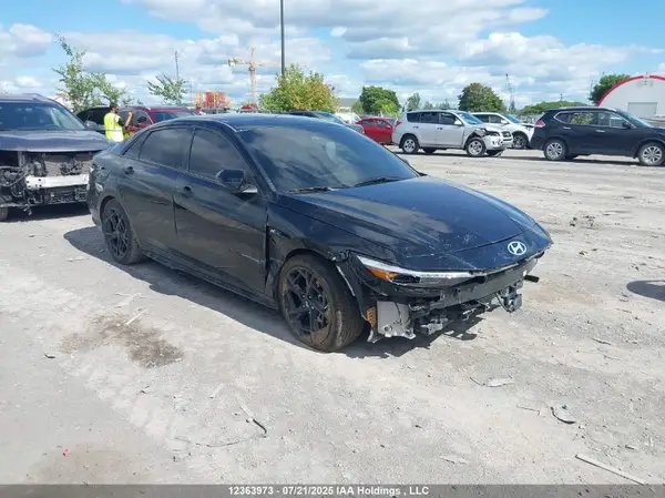 KMHLR4DF6SU877804 2025 HYUNDAI ELANTRA - Image 1