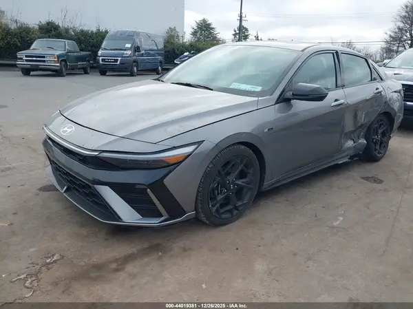 KMHLR4DF7RU730434 2024 HYUNDAI ELANTRA - Image 2