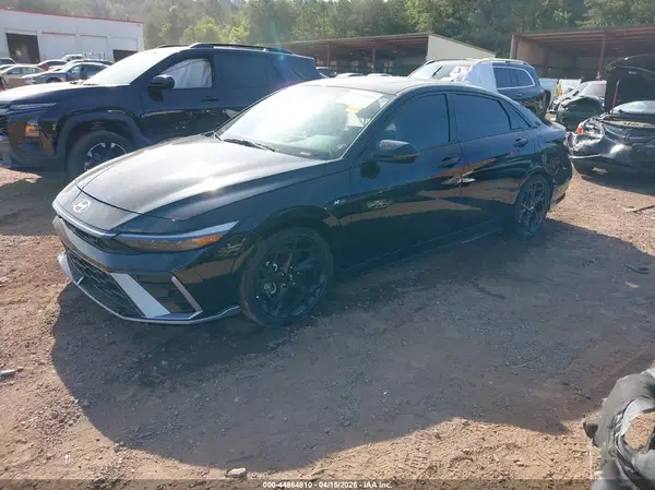 KMHLR4DF7RU809148 2024 HYUNDAI ELANTRA - Image 2