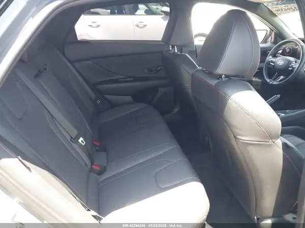 KMHLR4DF7RU813460 2024 HYUNDAI ELANTRA - Image 8
