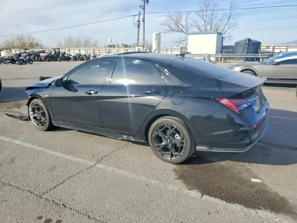 KMHLR4DF7SU910583 2025 HYUNDAI ELANTRA - Image 2