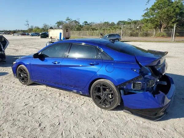 KMHLR4DF8RU765645 2024 HYUNDAI ELANTRA - Image 2