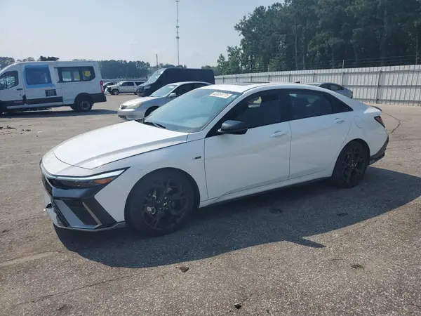 KMHLR4DF8SU864245 2025 HYUNDAI ELANTRA - Image 1
